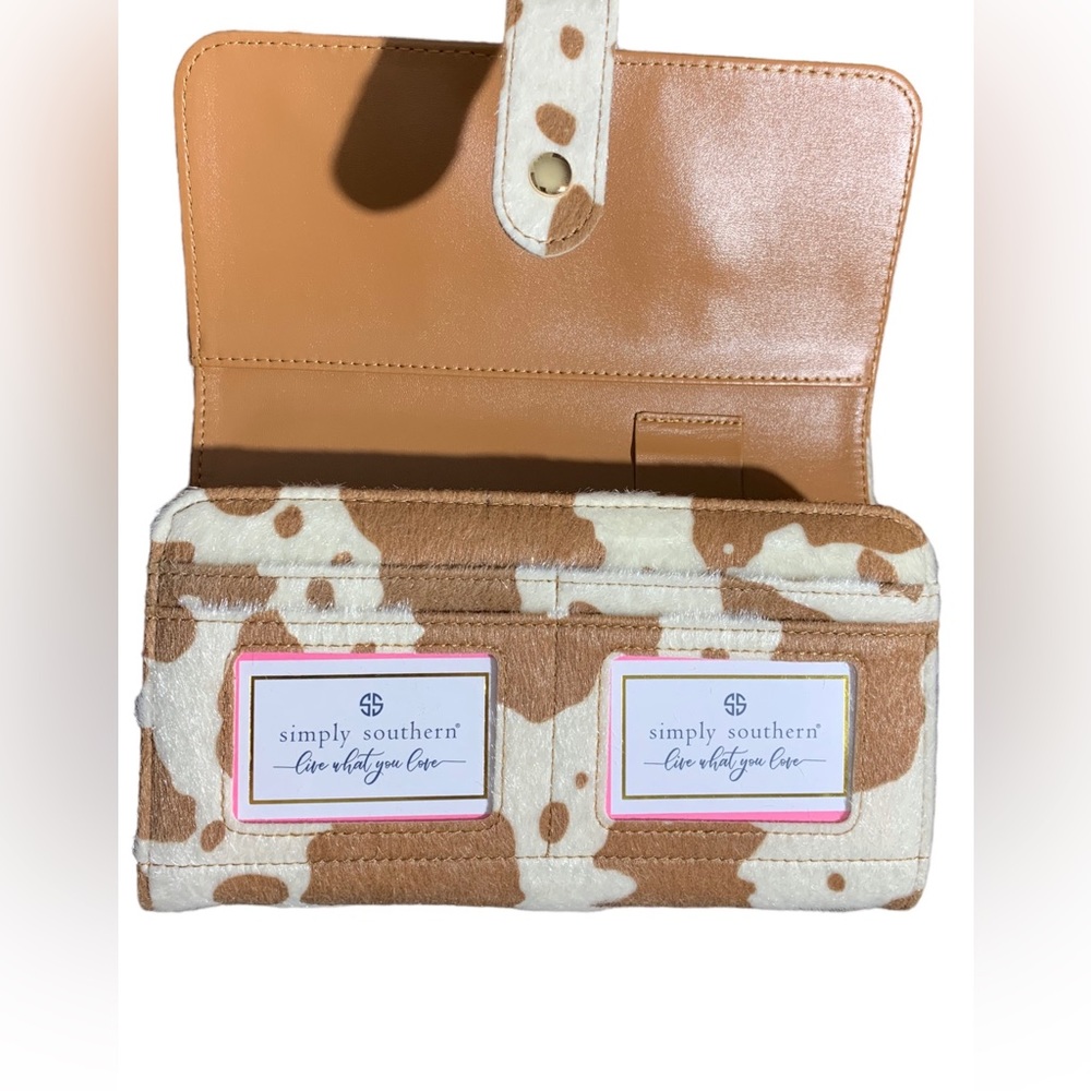 NWT Simply Southern brown cow print multi function compartments large wallet - Picture 4 of 6